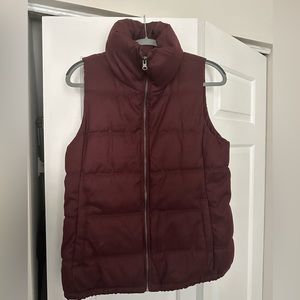 Maroon Old Navy Fleece Lined Puffer Vest - Medium
